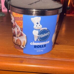Pillsbury Cinnamon Rolls Candle
